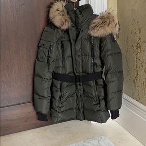 Green SAM Long mid length jacket with fur hood